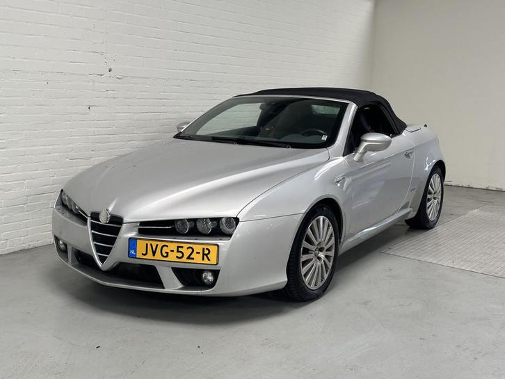 Alfa Romeo Spider 2.2 JTS Exclusive CLIMA / CRUISE / LEER /, Auto's, Alfa Romeo, Bedrijf, Te koop, Spider, ABS, Airbags, Airconditioning