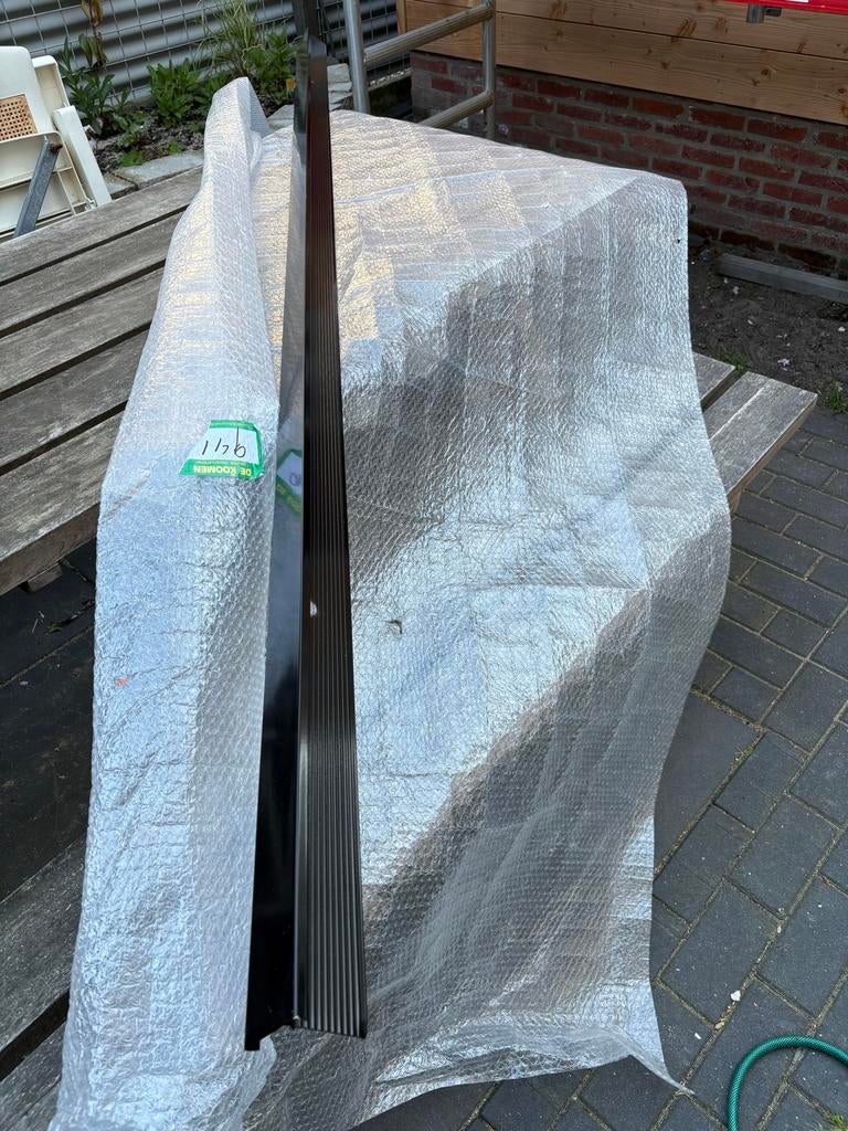 Aluminium Daktrim Zwart RAL9005 - 60x64x2500mm, Ophalen, Zwart, Overige typen, Nieuw