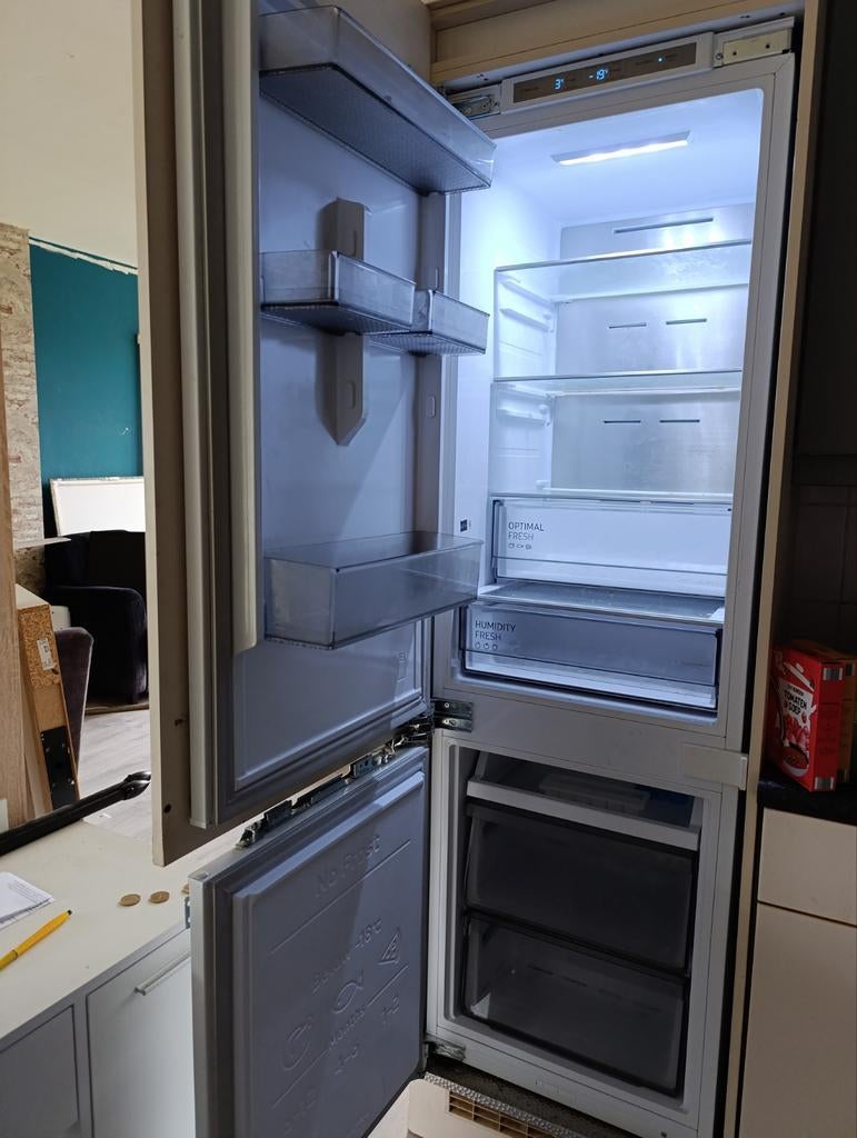 Samsung inbouw koelkast met vriesvak, Witgoed en Apparatuur, Koelkasten en IJskasten, Ophalen, 200 liter of meer, 160 cm of meer