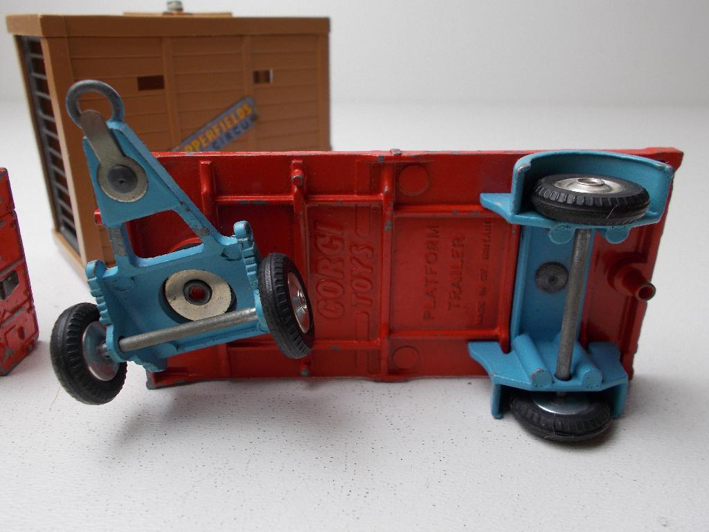 1963 Corgi Toys Giftset 19 CHIPPERFIELDS LANDROVER +TRAILER!, Ophalen of Verzenden, Gebruikt, Auto, Corgi