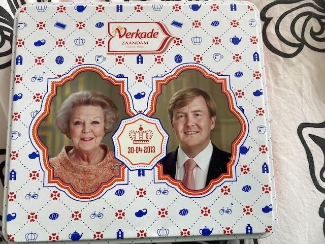 Koekblik met koningspaar  van verkade, Ophalen of Verzenden, Zo goed als nieuw, Nederland, Overige typen