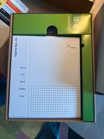 Experia Box v10 modem, Ophalen of Verzenden, Gebruikt, Router met modem