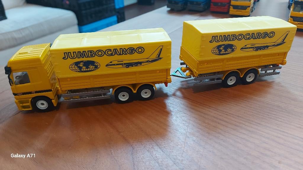 Siku 3515 Jumbo cargo - geel, Hobby en Vrije tijd, Modelauto's | 1:50, Ophalen of Verzenden, Zo goed als nieuw, Bus of Vrachtwagen
