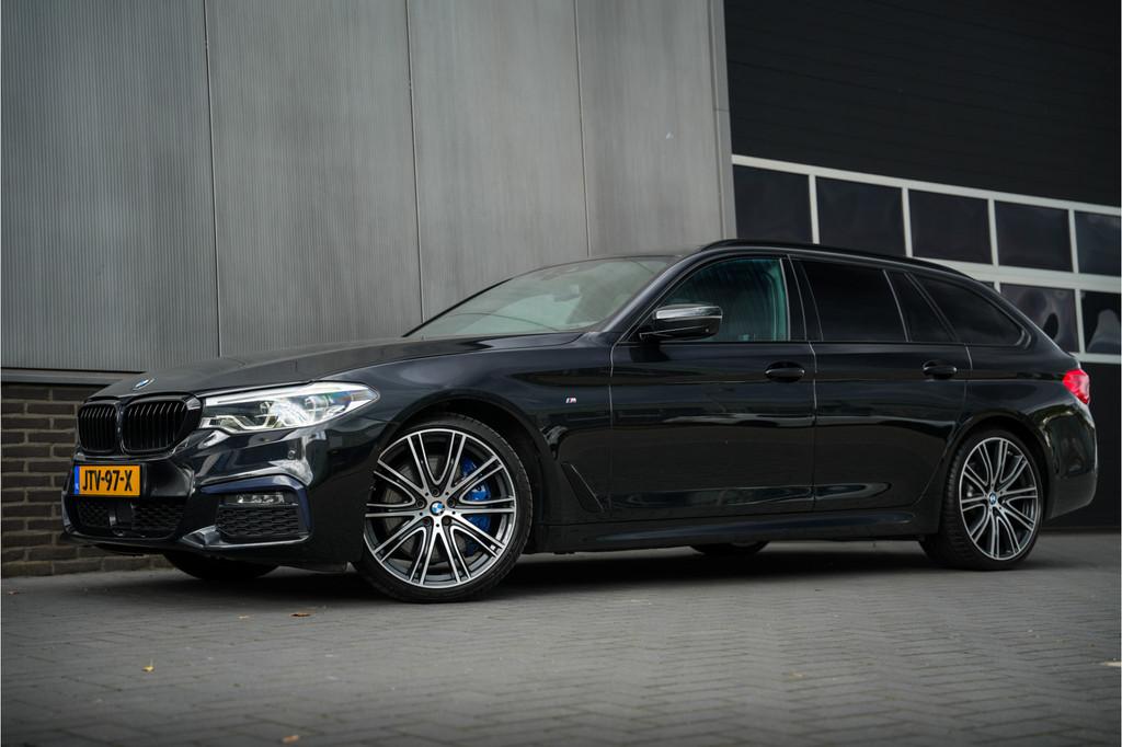 BMW 5 Serie Touring 540i xDrive 340 pk High Executive /BTW-A, Automaat, Verwarming stoelen achter, Gebruikt, Zwart