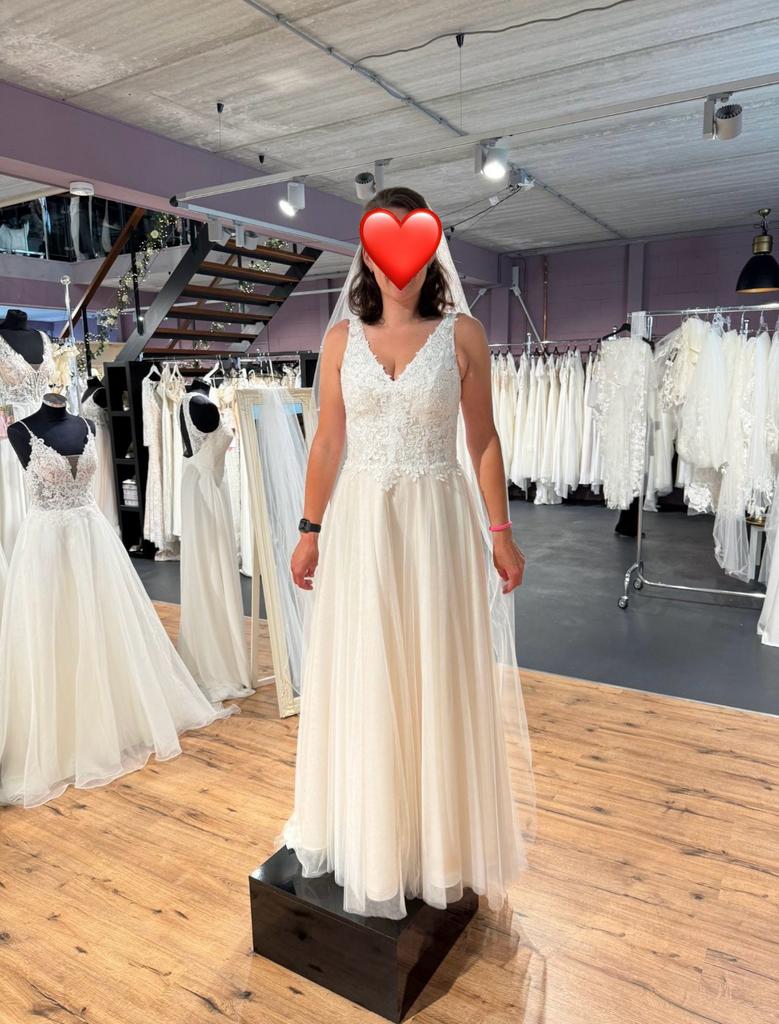 Trouwjurk Bianco Evento maat 42 / XL, Ophalen of Verzenden, Zo goed als nieuw, Wit, Trouwjurk