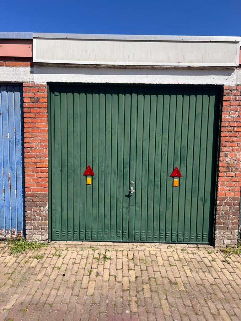 TE KOOP Garagebox in Medemblik, Noord-Holland