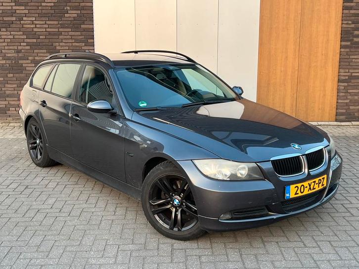 Grijze BMW 3-Serie 318i E91 Touring 129PK 2007 Benzine/APK!, Auto's, BMW, Bedrijf, 3-Serie, ABS, Adaptieve lichten, Adaptive Cruise Control