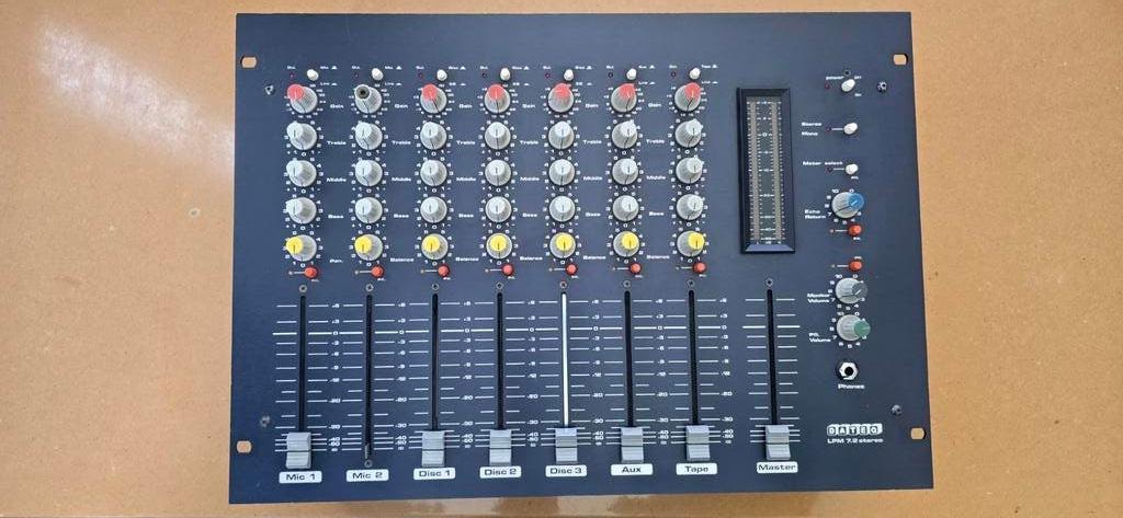 Dateq LPM 7.2, Muziek en Instrumenten, Mengpanelen, Ophalen of Verzenden, Gebruikt, 5 tot 10 kanalen