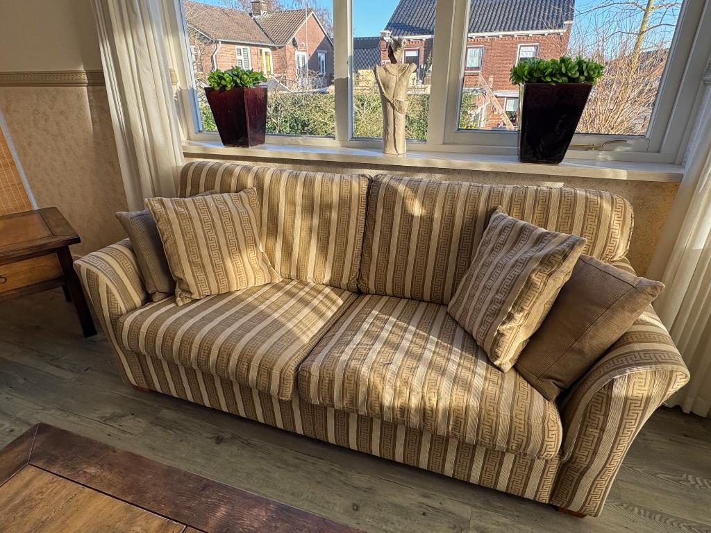 Compleet bankstel 1 bank + 2 stoelen STOF, Huis en Inrichting, Banken | Sofa's en Chaises Longues, Gebruikt, Vierpersoons of meer