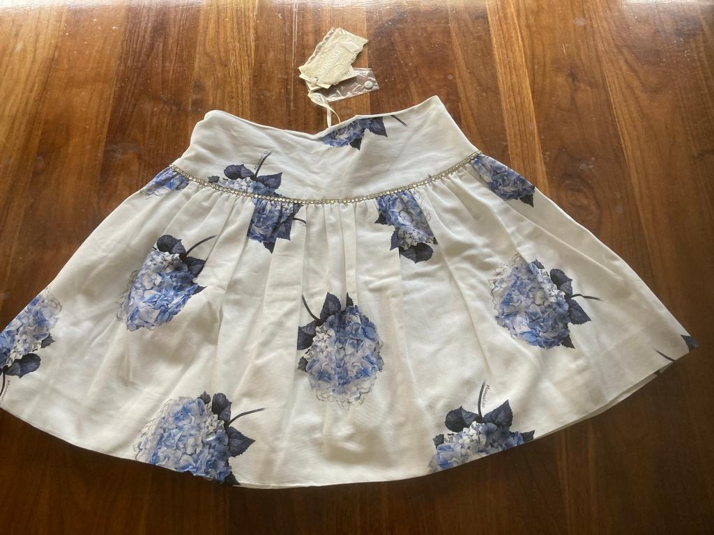 Monnalisa witte rok blauwe bloemen maat 152 als nieuw!, Kinderen en Baby's, Kinderkleding | Maat 152, Meisje, Ophalen of Verzenden