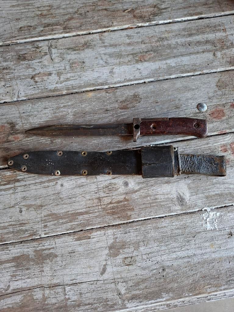 Militair vz58 bajonet Tsjechië, Verzamelen, Militaria | Algemeen, Ophalen of Verzenden, Landmacht, Nederland, Mes of Dolk