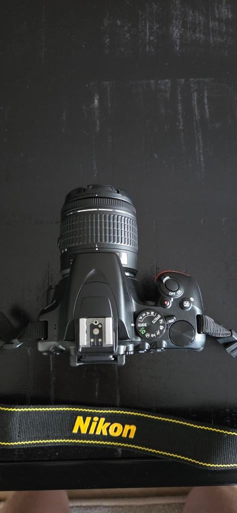 Nikon D3500 18-55mm lens/ instap klaar, Audio, Tv en Foto, Fotocamera's Digitaal, Ophalen of Verzenden, Zo goed als nieuw, Nikon