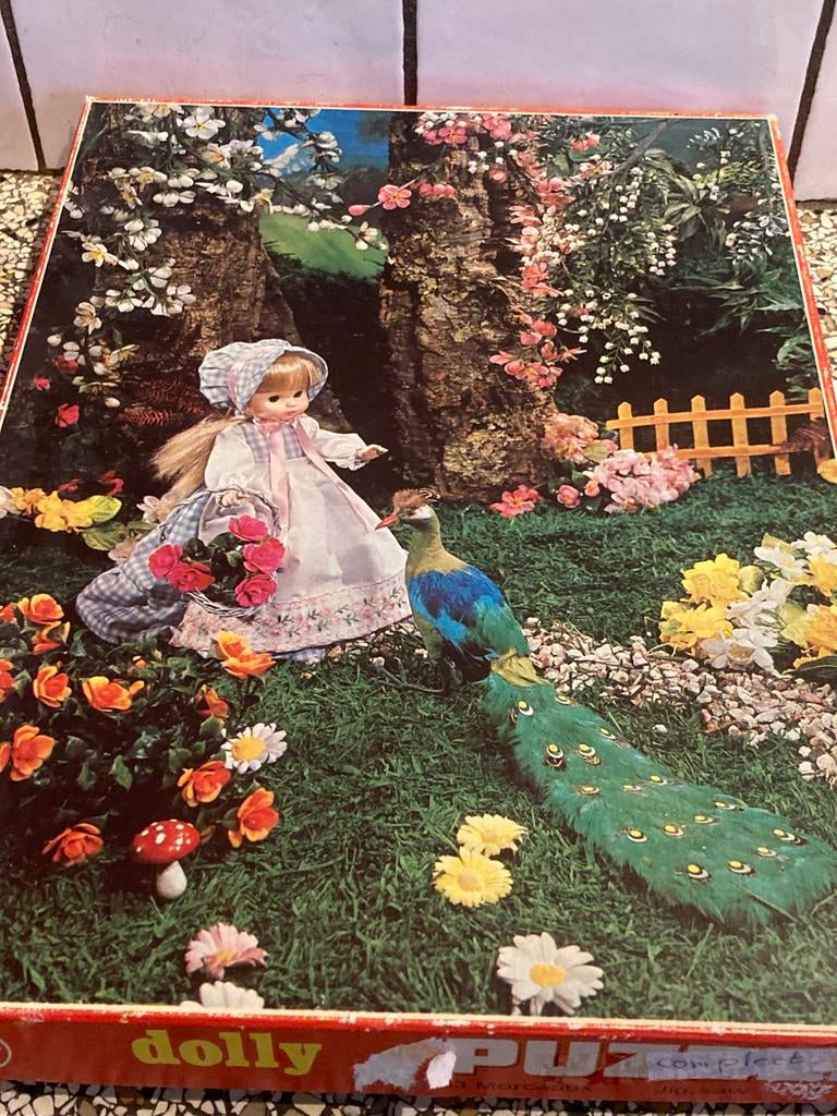 Leuke oude puzzel meisje in nos, Antiek en Kunst, Ophalen of Verzenden