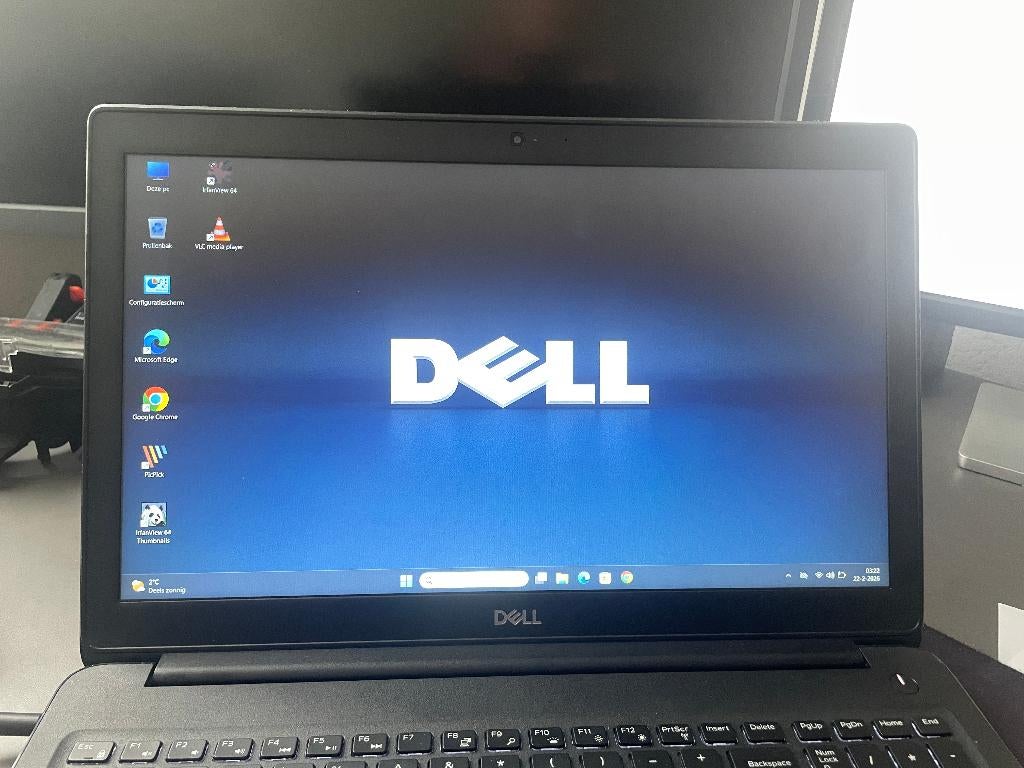 Dell latitude 3500, Computers en Software, Windows Laptops, Ophalen, Gebruikt, 2 tot 3 Ghz, 8 GB
