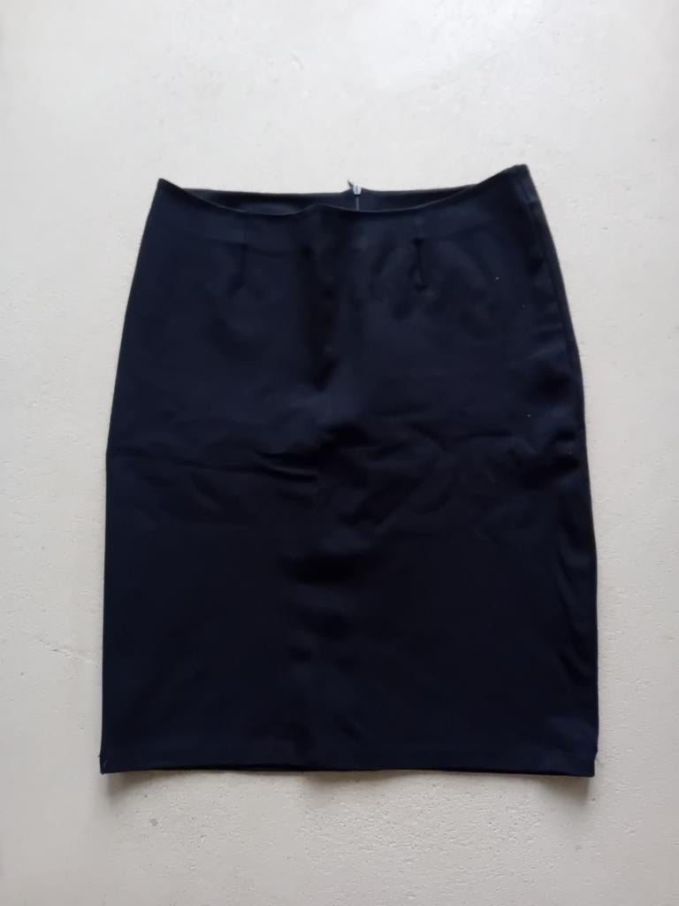 Mooi zwarte Kokerrok, Kleding | Dames, Rokken, Zwart, Maat 42/44 (L), Ophalen of Verzenden, Zo goed als nieuw