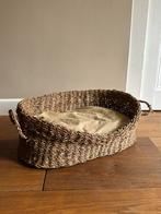 Rieten Zara dierenmand + kussen zgan, Dieren en Toebehoren, Ophalen, Zo goed als nieuw, Riet