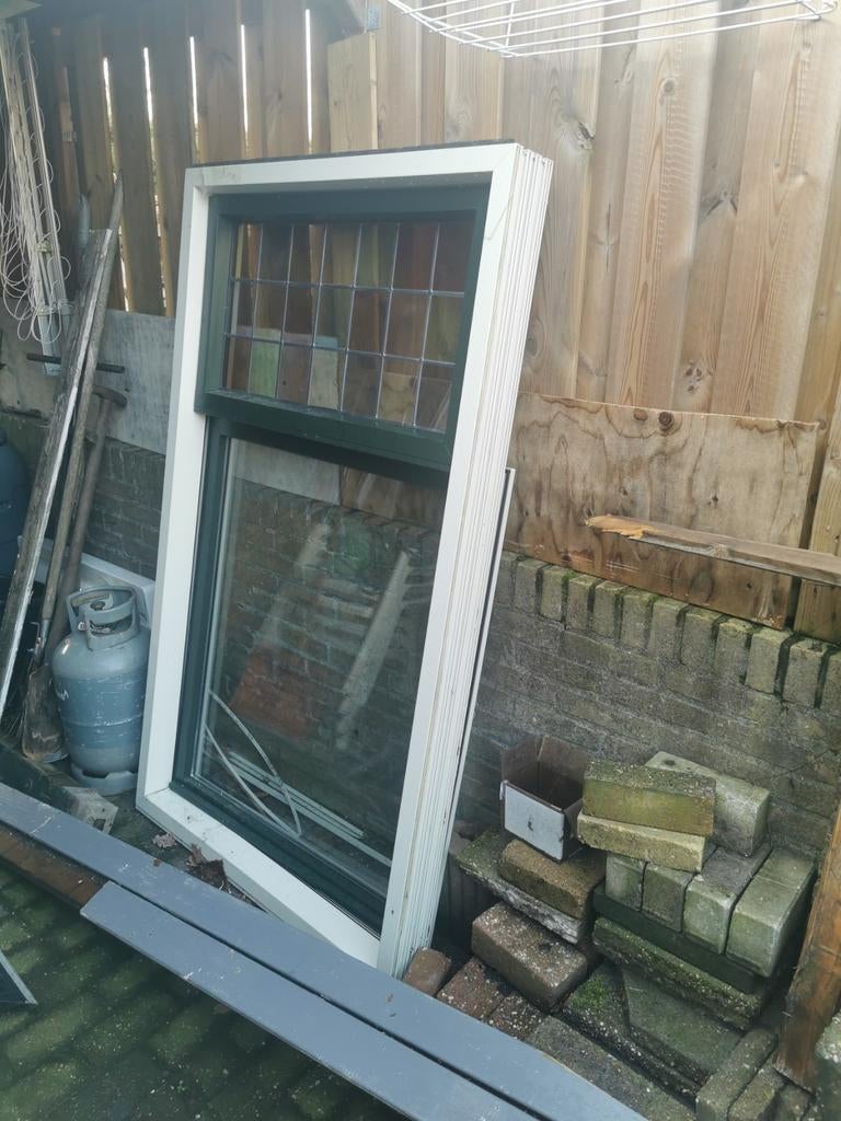 Kunstof kozijn, Doe-het-zelf en Verbouw, Kozijnen en Schuifpuien, Ophalen, Hout, 75 tot 150 cm, Raamkozijn