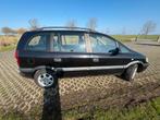 Opel Zafira 2.2 16V 2002 Zwart, Auto's, Opel, Voorwielaandrijving, Stof, 4 cilinders, 7 stoelen