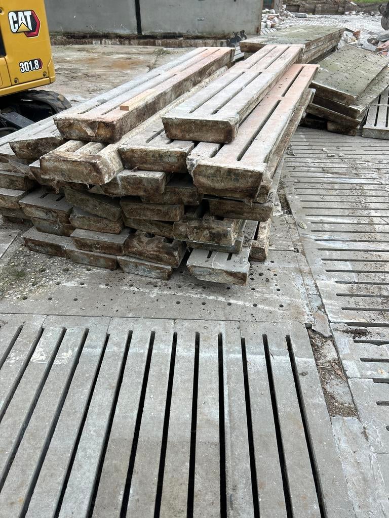 Gratis vandaag af te halen Gebruikte betonroosters, Ophalen of Verzenden, Gebruikt