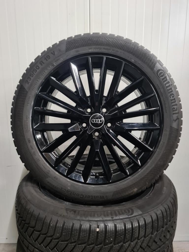 19' Audi Q3 F3 Sportback Velgen met winterbanden 8mm, 19 inch, Banden en Velgen, 235 mm, Personenwagen