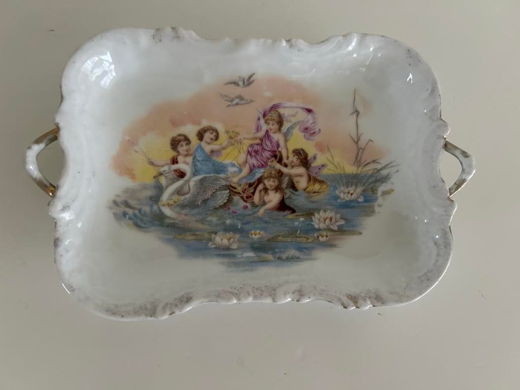 Antiek Porseleinen Dienblaadje met Putti (engeltjes), Ophalen of Verzenden