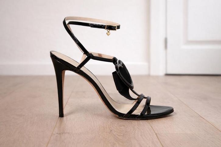 Paule ka nieuwe sandalen 41, Kleding | Dames, Schoenen, Zo goed als nieuw, Sandalen of Muiltjes, Zwart, Ophalen of Verzenden