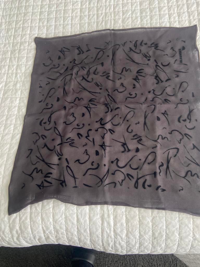 Jil Sander sjaaltje.  Zgan., Kleding | Dames, Mutsen, Sjaals en Handschoenen, Maat 38/40 (M), Verzenden, Zo goed als nieuw, Jil Sander