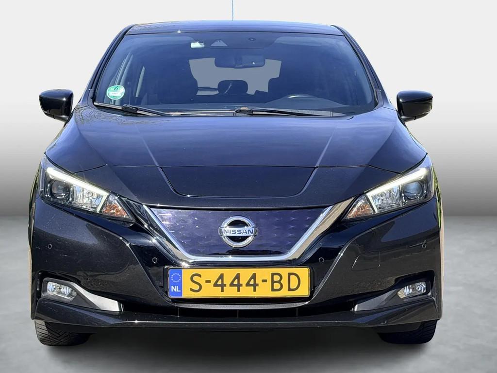 Nissan Leaf N-Connecta 40 kWh € 10.400,00, Auto's, Nissan, Stof, Gebruikt, 150 pk, Zwart
