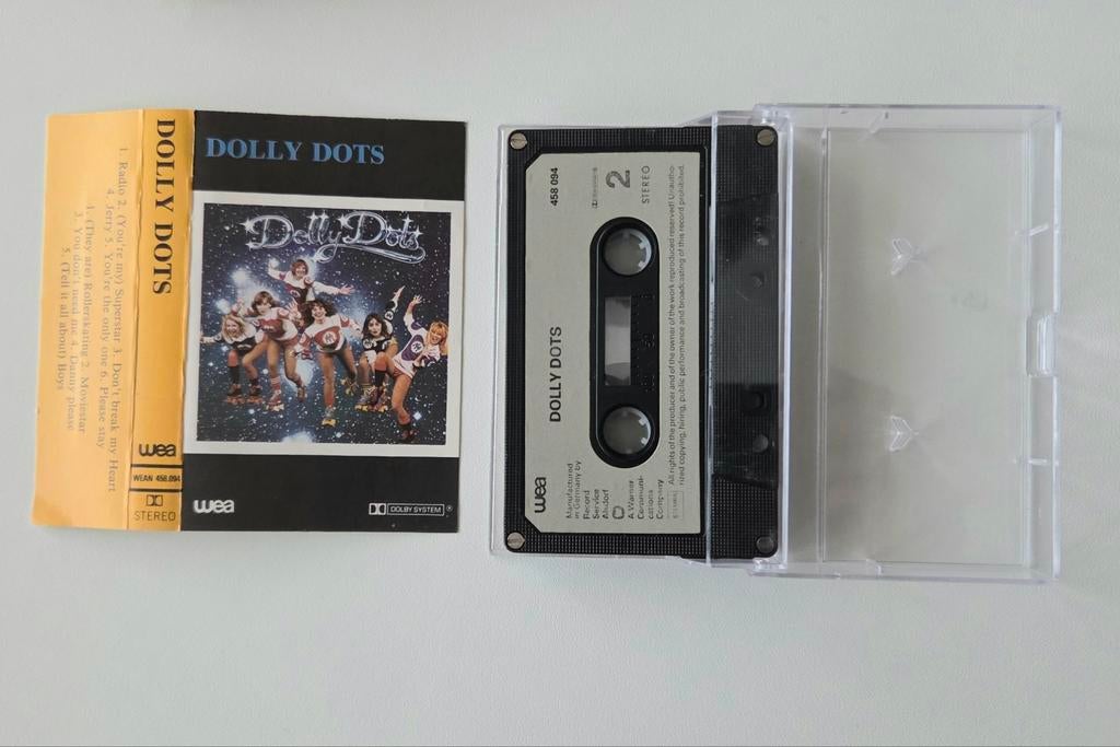Dolly Dots cassette bandje 1e album, Verzenden, Gebruikt, Pop, 1 bandje