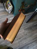 Stallaert Dagmissaal, 1957, met beschermdoosje,goud op snede, Boeken, Ophalen of Verzenden, Gelezen