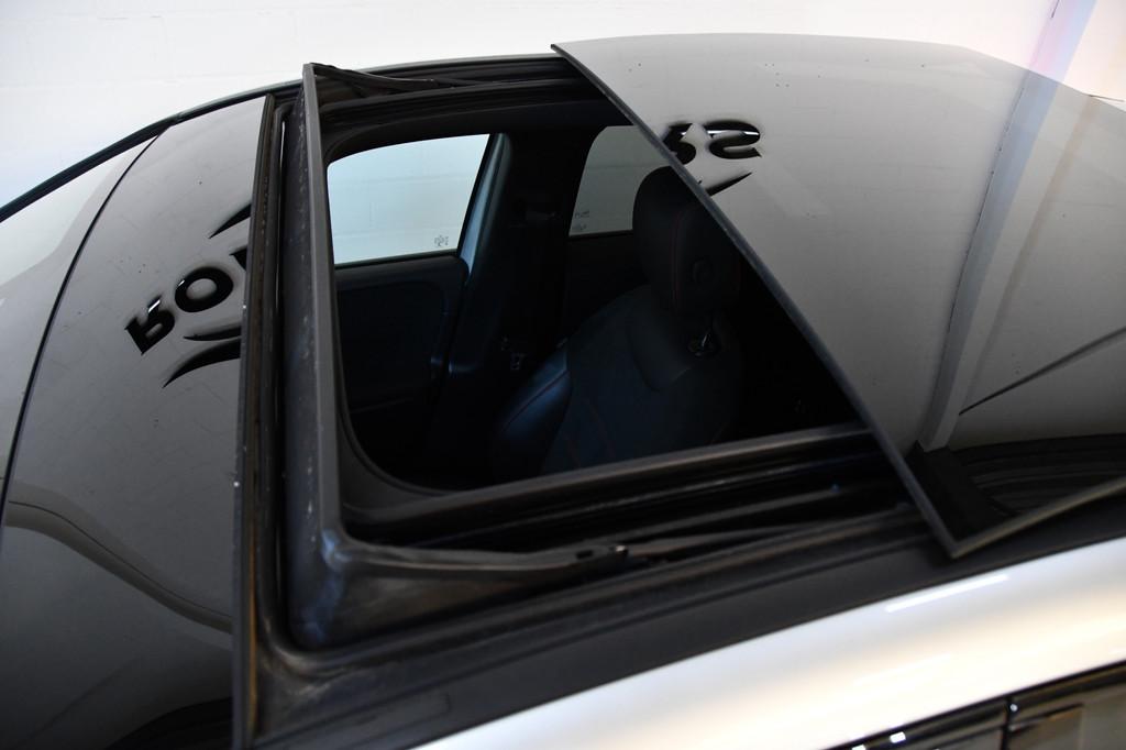 Mercedes-Benz B-klasse B250 225PK 360cam/Pano/Sfeer/stoelvAM, Auto's, Automaat, Overige carrosserieën, Origineel Nederlands, Bedrijf