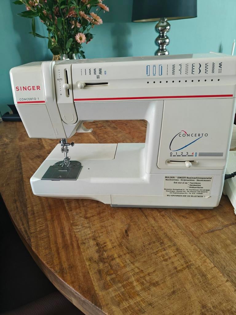 Goede singer naaimachine concerto 1 zie foto's, Ophalen, Gebruikt, Naaimachine, Singer