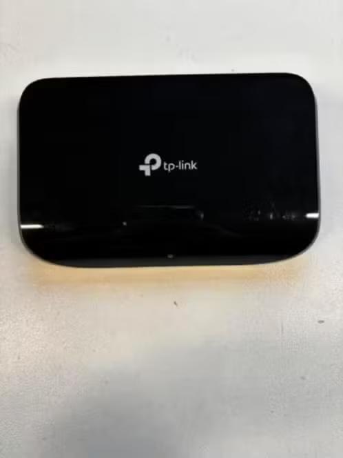 ZGAN! TP-link 5 port TL-SG1005D netwerkswitch €9,99, Ophalen of Verzenden, Zo goed als nieuw