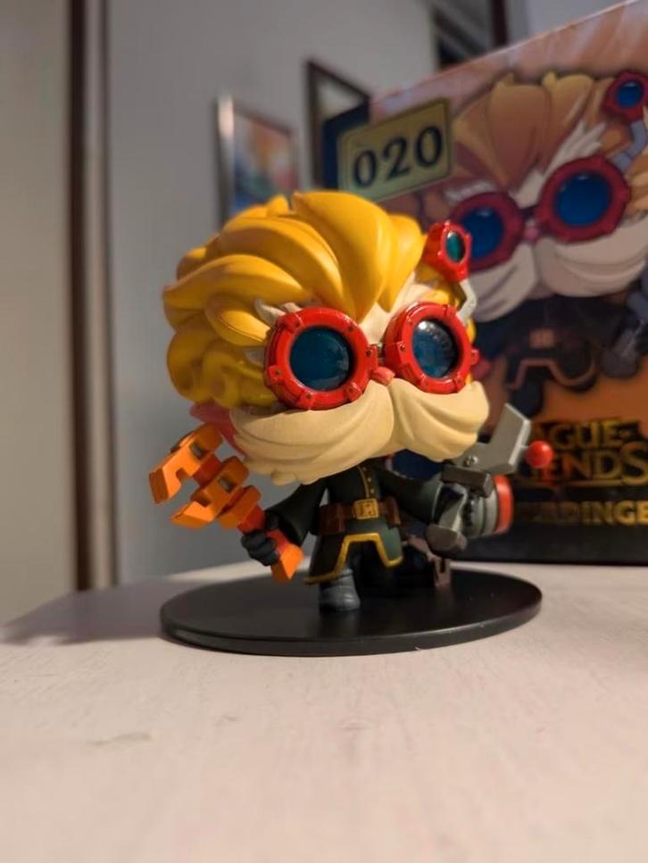 League of Legends Heimerdinger 020 figuur incl. certificaat, Verzamelen, Poppetjes en Figuurtjes, Zo goed als nieuw, Ophalen of Verzenden