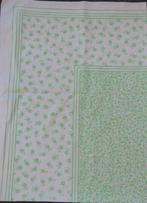 Vintage lap stof wit met groene bloemetjes en strepen, Ophalen of Verzenden, Zo goed als nieuw, 30 tot 120 cm, Katoen