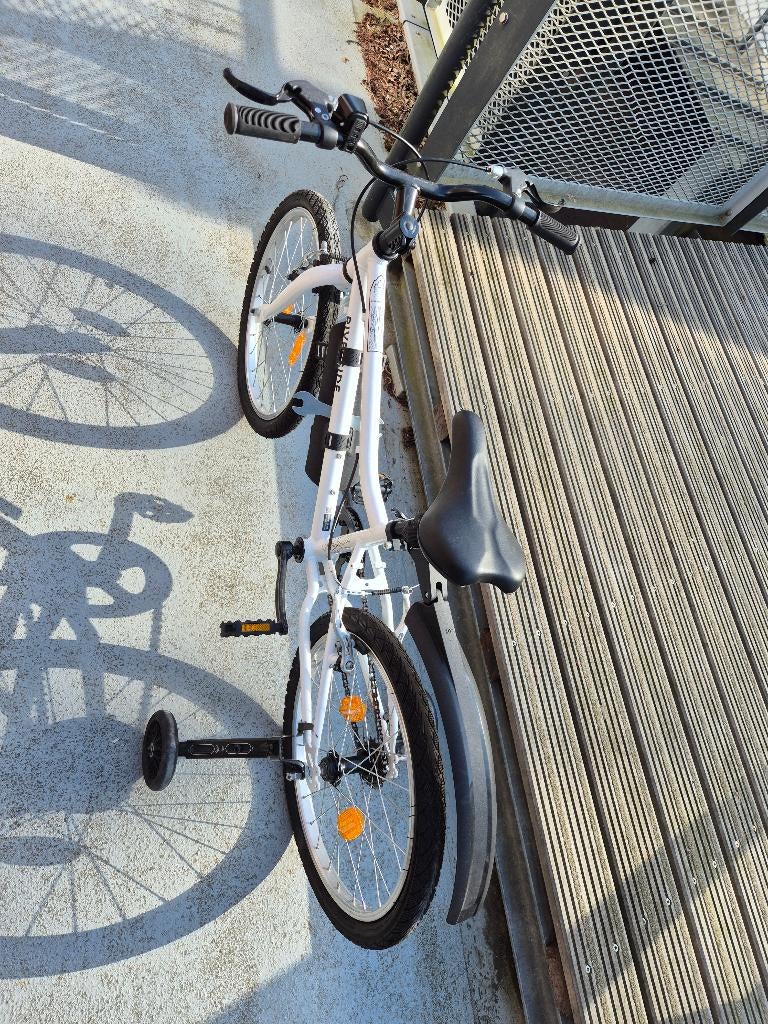 Kinderfiets 20", Spiegel en Tuinschommel, Ophalen, Zo goed als nieuw