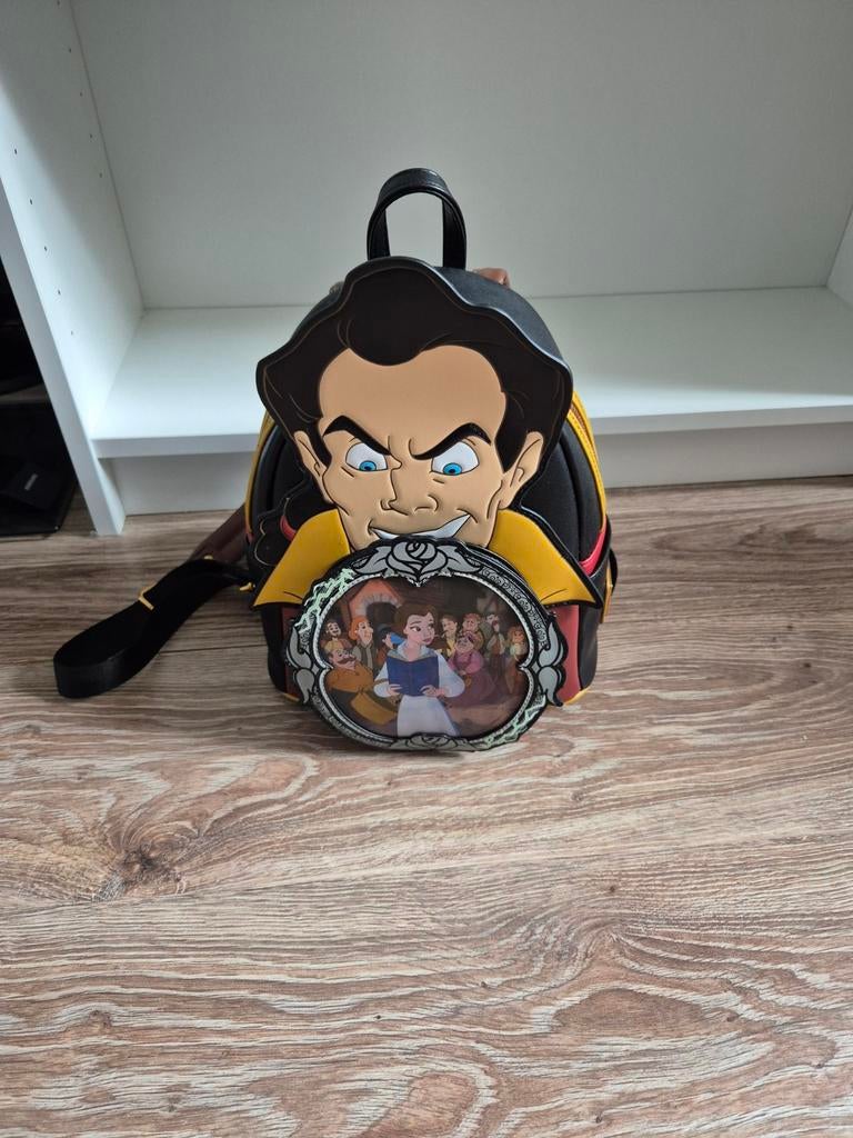 Loungefly Beauty and the Beast Gaston rugtas, Ophalen of Verzenden, Zo goed als nieuw, Overige merken