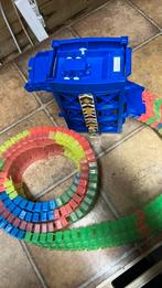 Matic track racebaan gliw in the dark, Ophalen of Verzenden, Zo goed als nieuw, Elektrisch, Overige merken