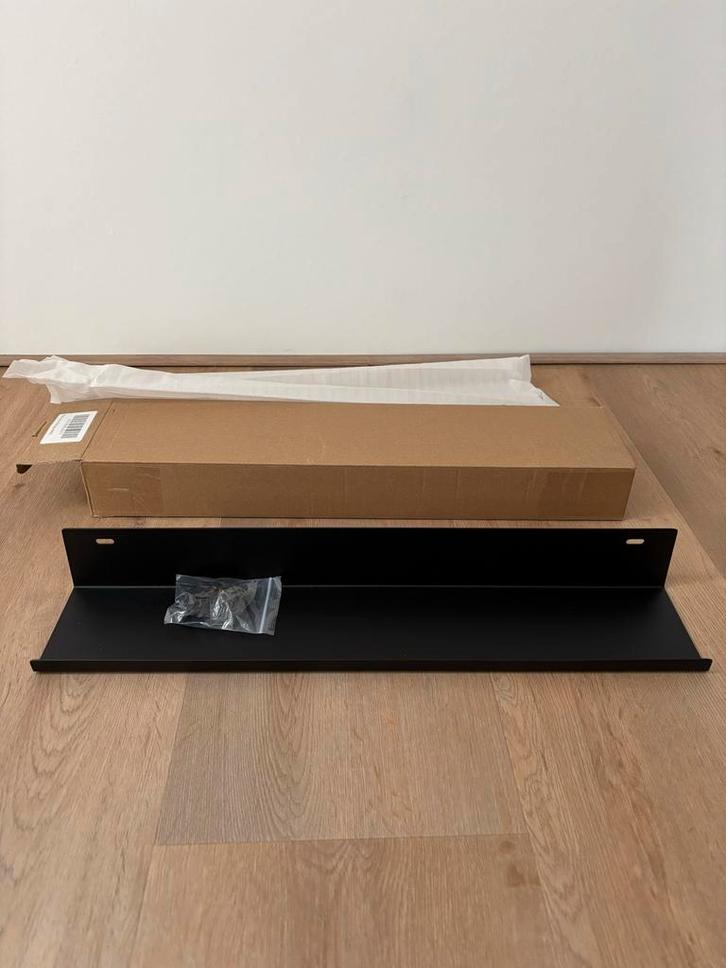 Zwarte metalen plank 50cm - Nieuw in doos, Huis en Inrichting, Woonaccessoires | Wandplanken en Boekenplanken, Nieuw, Ophalen of Verzenden