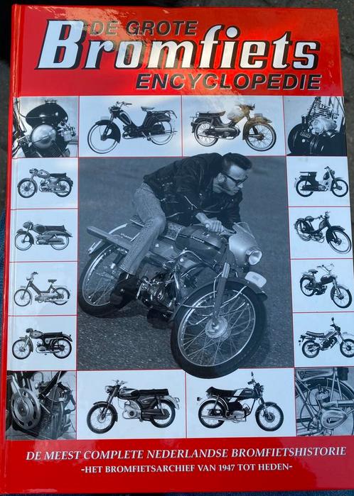 De Grote Bromfiets Encyclopedie, Boeken, Motoren, Zo goed als nieuw, Ophalen