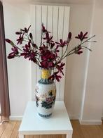 Chinese Vaas. 60 cm hoog.   Met gratis bloemen, Ophalen