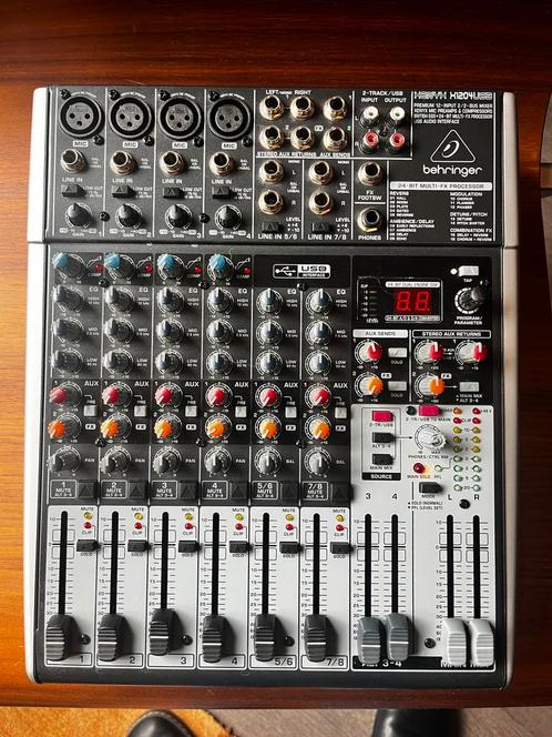 Behringer Xenix X1204USB mengpaneel usb, Muziek en Instrumenten, Mengpanelen, Zo goed als nieuw, 10 tot 20 kanalen, Ophalen of Verzenden