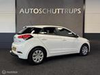 Hyundai i20 1.0 T-GDI Comfort NAVI / CAMERA / TREKHAAK / NAP, Voorwielaandrijving, 450 kg, Gebruikt, Euro 6