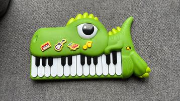 Speelgoed piano beschikbaar voor biedingen