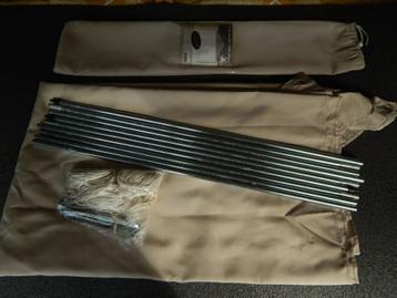 Tarp / Zonnedoek. beschikbaar voor biedingen
