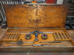 Vintage British Tap & Die Set in Houten Kist Engelse tappen, Doe-het-zelf en Verbouw, Gereedschap | Handgereedschap, Ophalen of Verzenden