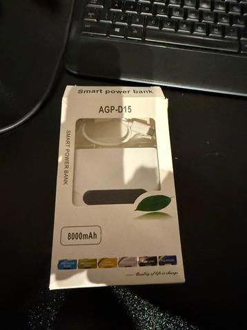 Powerbank 8000mAh - Compact & Handig beschikbaar voor biedingen