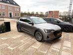 Audi e-tron 55 Quattro 408pk 2019 Grijs, Auto's, Audi, Automaat, 1800 kg, Zwart, 43 €/maand