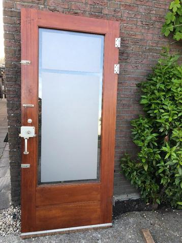 | hardhouten voordeur| buitendeur| dubbelglas|210,5x92,7| beschikbaar voor biedingen