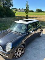 Zwarte Mini 1.6 16v Cooper uit 2003, Auto's, Mini, Stoelverwarming, Zwart, 4 cilinders, 4 stoelen